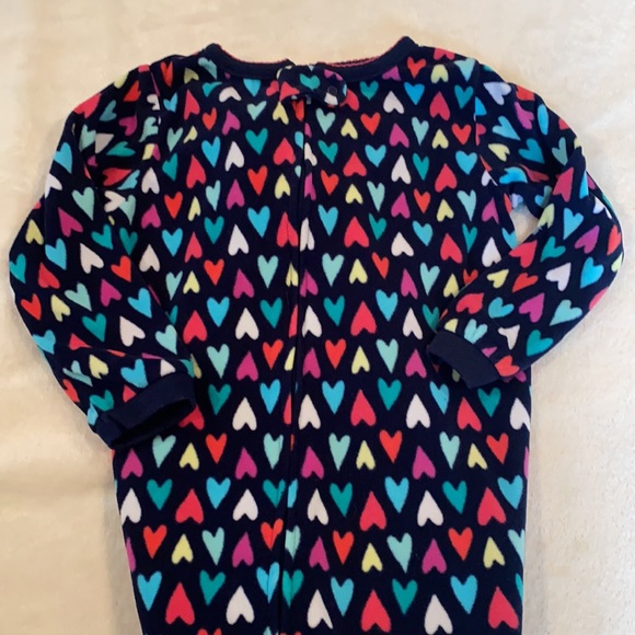 Carter’s heart blanket sleeper/footed pajamas Size 4T - Picture 2 of 10